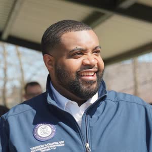 Donavan McKinney headshot